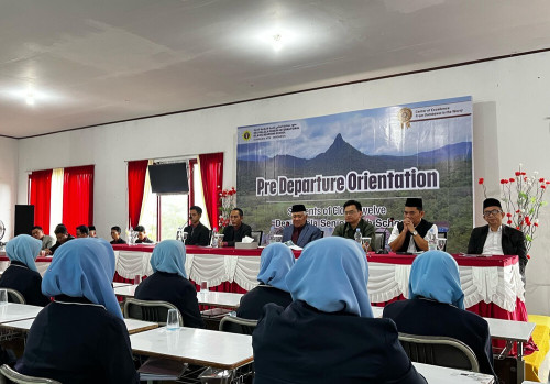 Pembukaan Pre-Departure Orientation Kelas 12 SMA Dea Malela